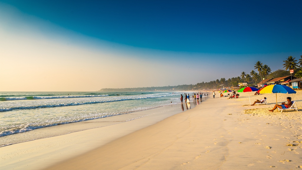 Sunny December day on a clean Diu beach